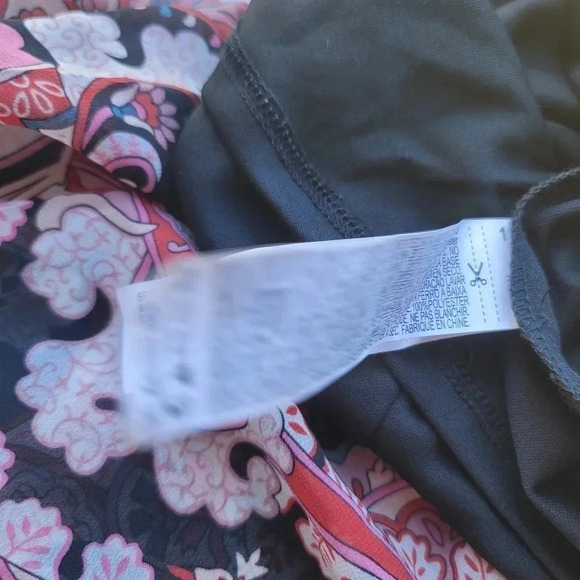 Forever 21 Black Pink Sheer Floral Long Flare Sleeve Mini Dress V-Neck Sz L - Picture 13 of 14